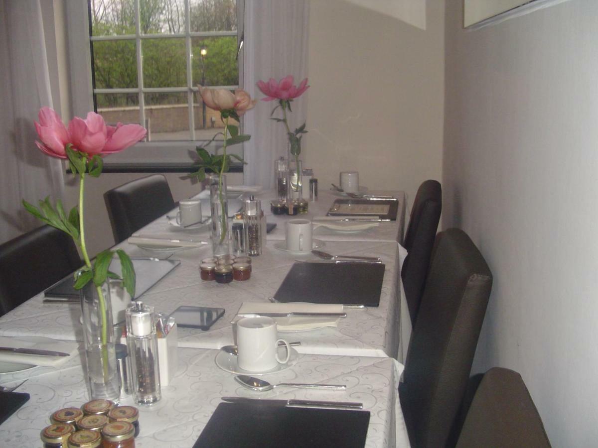 Loanhead Aaron Glen Guest House מראה חיצוני תמונה