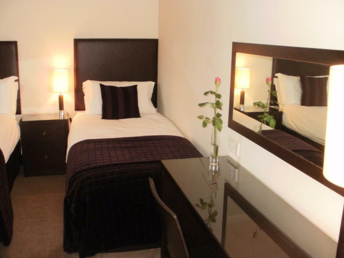 Loanhead Aaron Glen Guest House מראה חיצוני תמונה