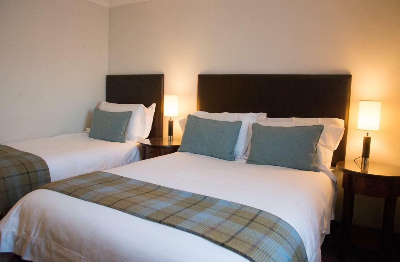 Loanhead Aaron Glen Guest House מראה חיצוני תמונה